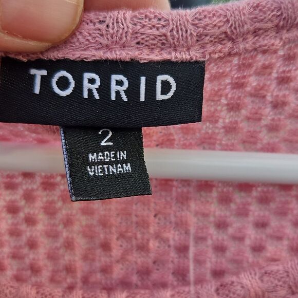 NWT Torrid Waffle Crochet Yoke Top 2X Foxglove Pink Long Sleeve - Picture 3 of 7